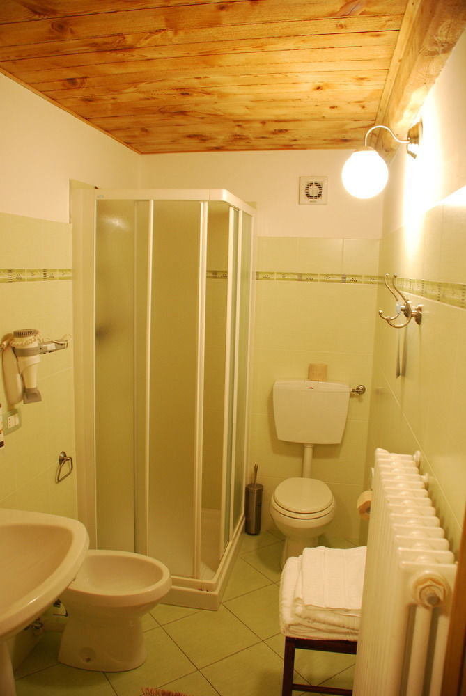 Hôtel Casa Walser à Riva Valdobbia Extérieur photo
